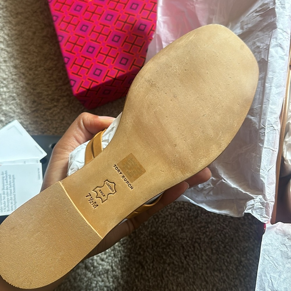 Tory Burch miller sandal sand great condition only few walks - Picture 7 of 7